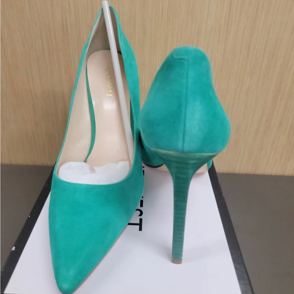 New Nine West Green Suede Pumps Size 10B
